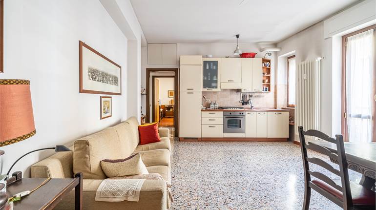 1 Bedroom Apartment Sale in Milano (MI) Viale Luca