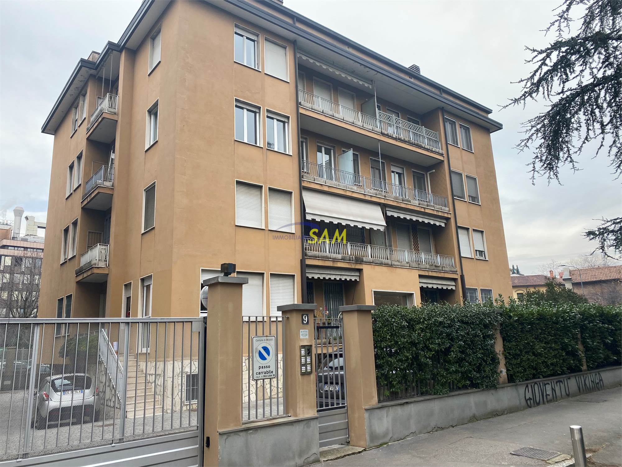 Photo 16