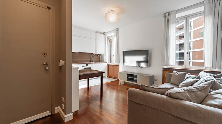 BILOCALE ARREDATO E LUMINOSO - VIA SAN CALOCERO