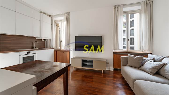 BILOCALE ARREDATO E LUMINOSO - VIA SAN CALOCERO