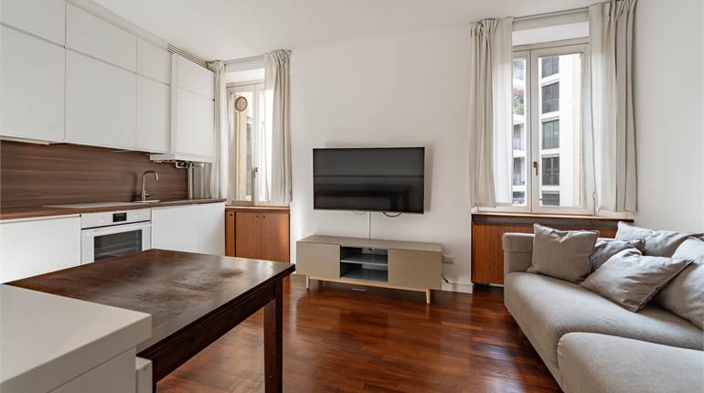 BILOCALE ARREDATO E LUMINOSO - VIA SAN CALOCERO