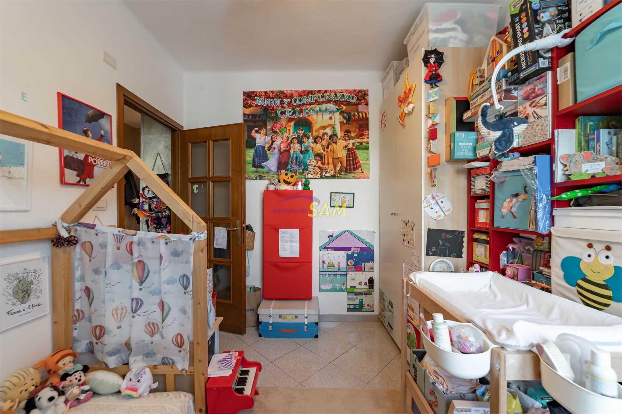 Photo 16